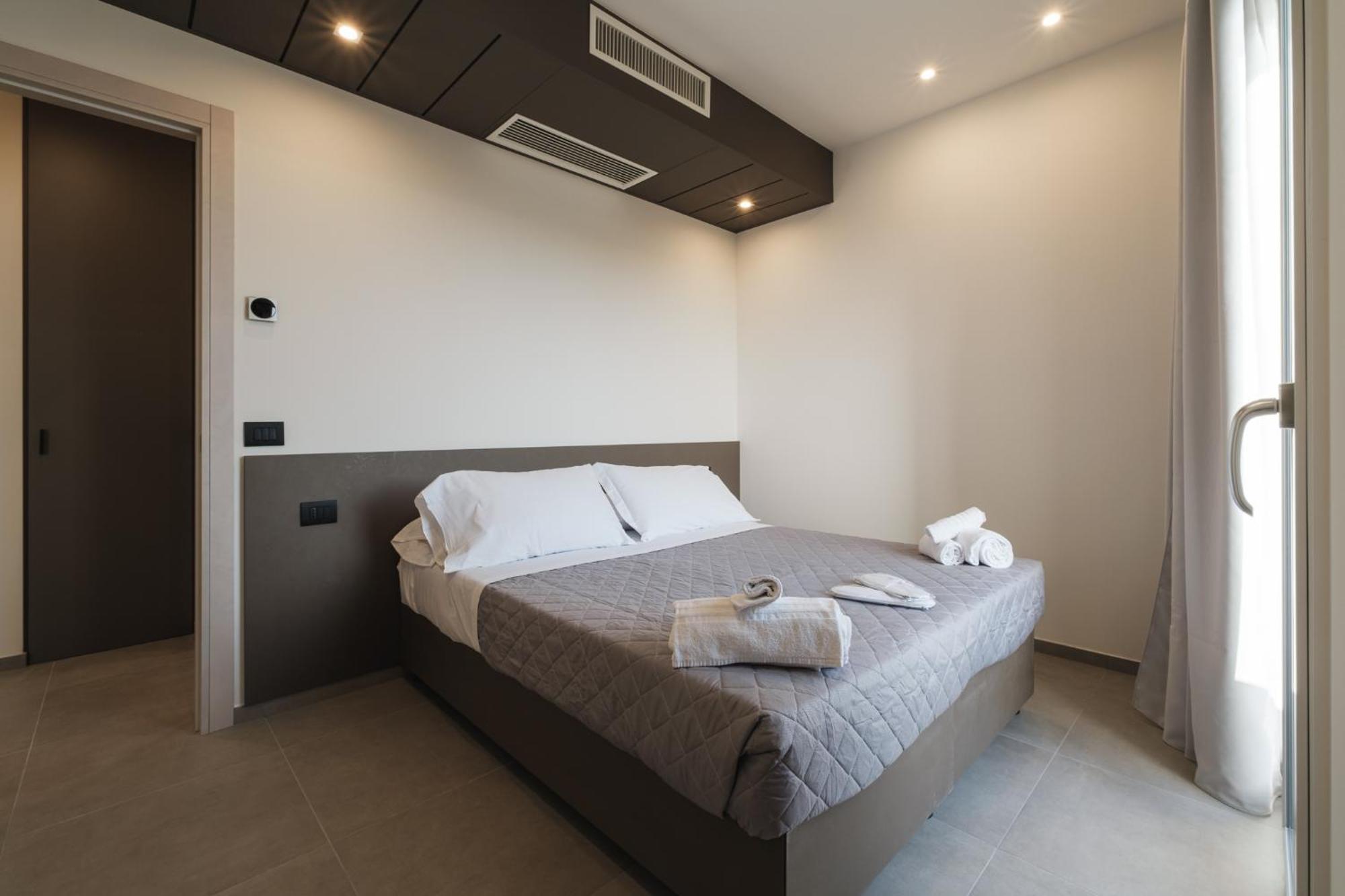 Residence Goldoni6 Suite Apartment Rimini Exteriör bild