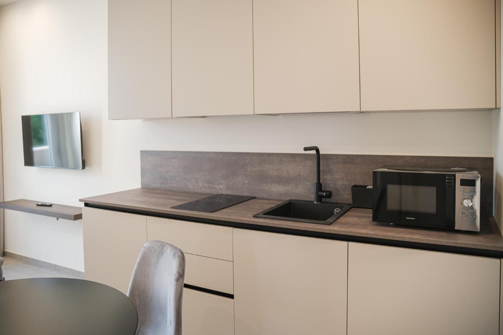 Residence Goldoni6 Suite Apartment Rimini Exteriör bild