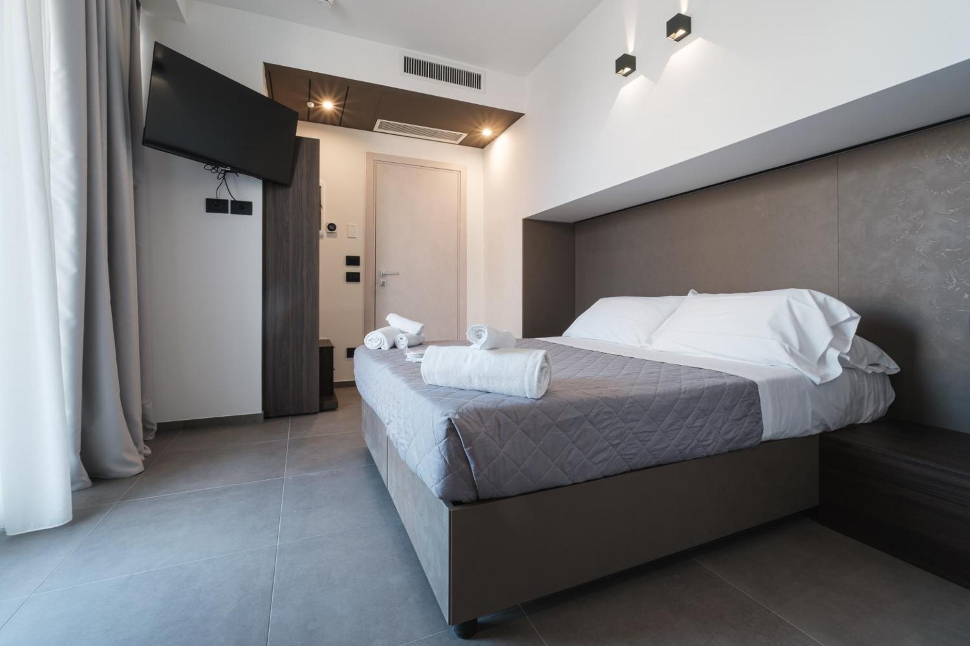 Residence Goldoni6 Suite Apartment Rimini Exteriör bild