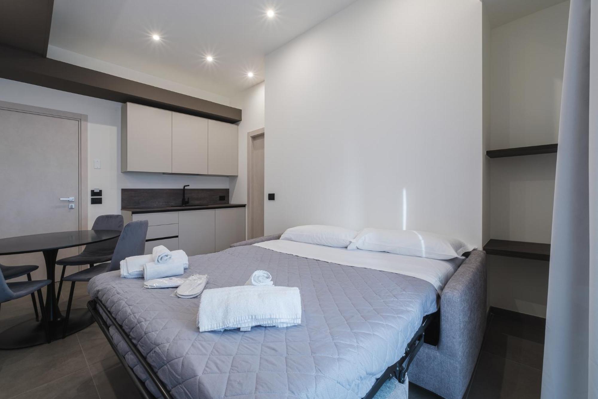 Residence Goldoni6 Suite Apartment Rimini Exteriör bild