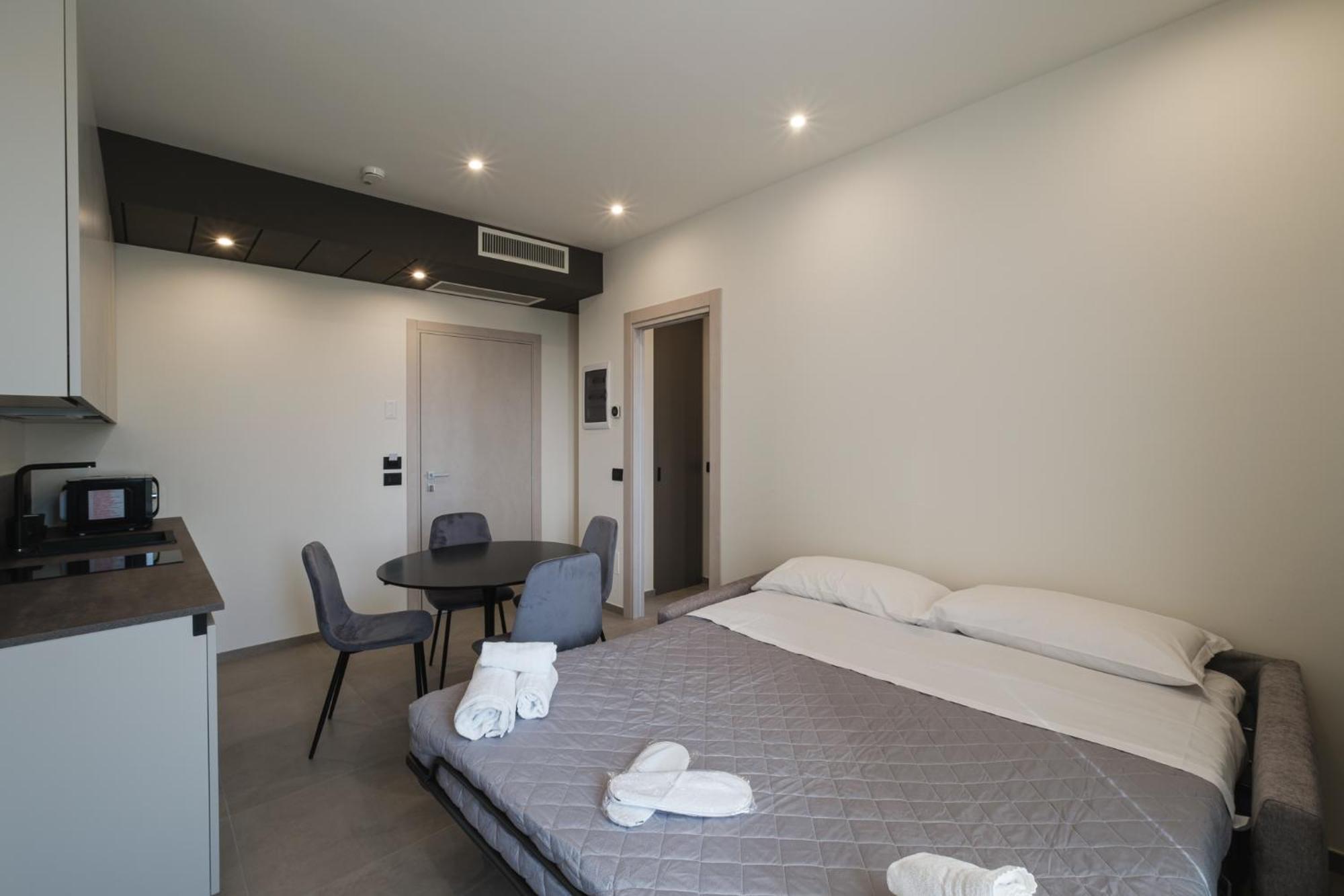 Residence Goldoni6 Suite Apartment Rimini Exteriör bild