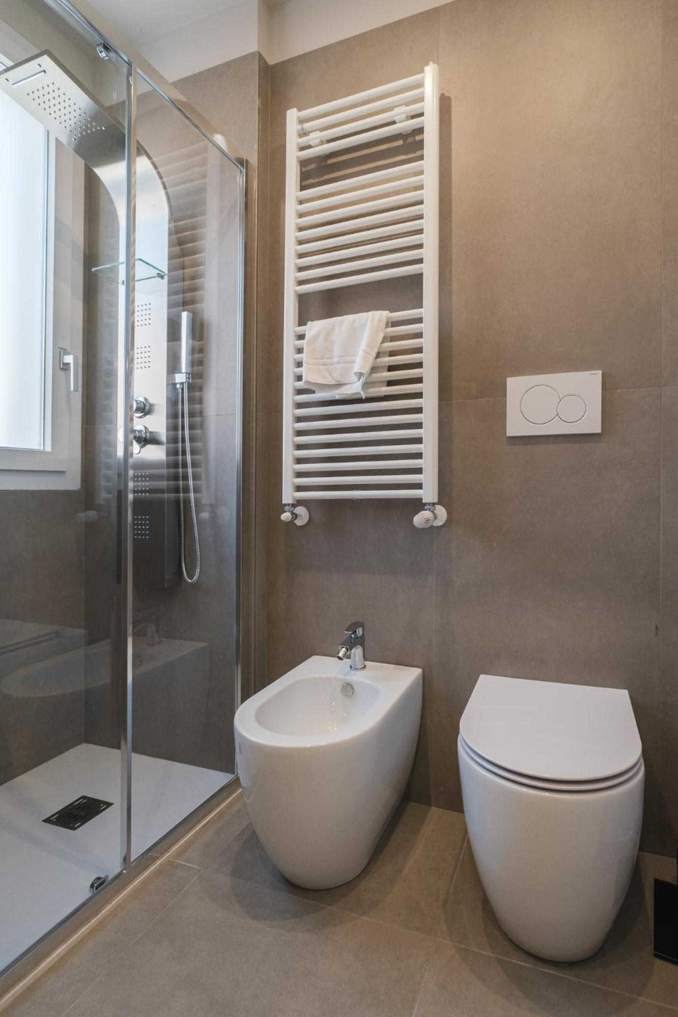 Residence Goldoni6 Suite Apartment Rimini Exteriör bild