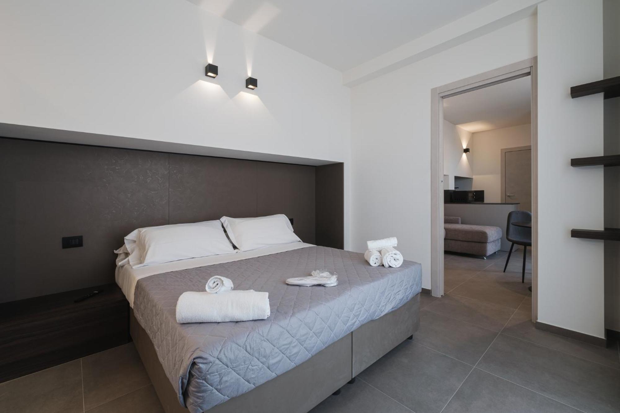 Residence Goldoni6 Suite Apartment Rimini Exteriör bild