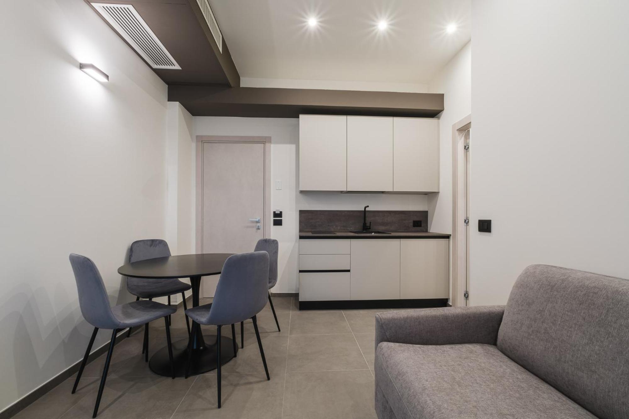 Residence Goldoni6 Suite Apartment Rimini Exteriör bild